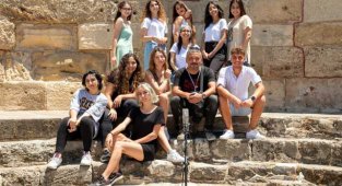 Çocuklardan göz yaşartan Manavgat klibi