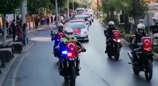 Manavgat Emniyetinden 29 Ekim korteji