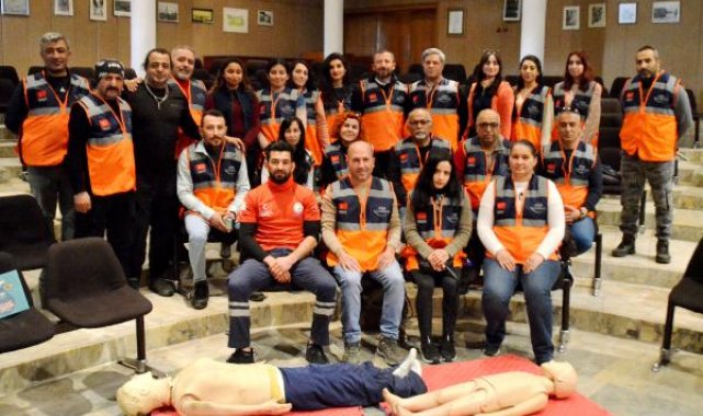 AFAD ve UMKE'den gönüllülere 'ilk yardım' eğitimi