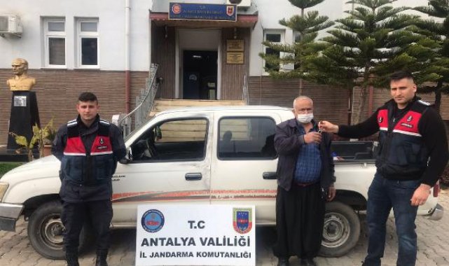 Alanya'da kamyonet hırsızı yakalandı