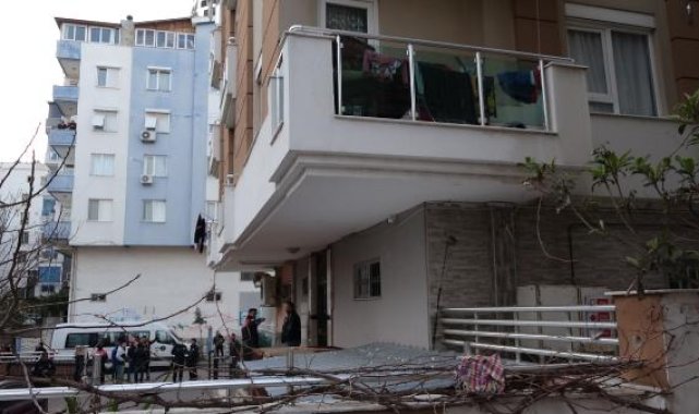 Balkondan havaya ateş etti, gözaltına alındı
