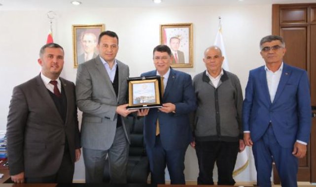 Başkan Ulutaş, Dere ve Karayılan ile bir araya geldi