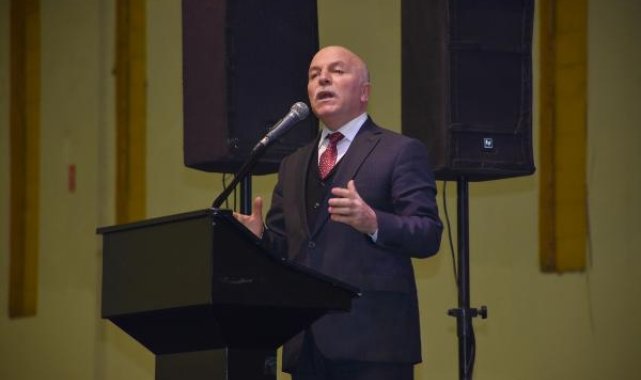 Dadaş ve Yörük buluşmasında 18 metrelik 'Civil' peyniri açılış kurdelesi oldu