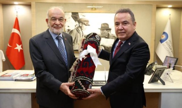 Karamollaoğlu: Özgül ağırlığımızı sandığa yansıtmakla mükellefiz