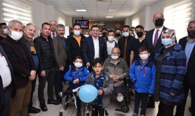 Kepez'den, Eğitim Araştırma Hastanesi'ne kütüphane