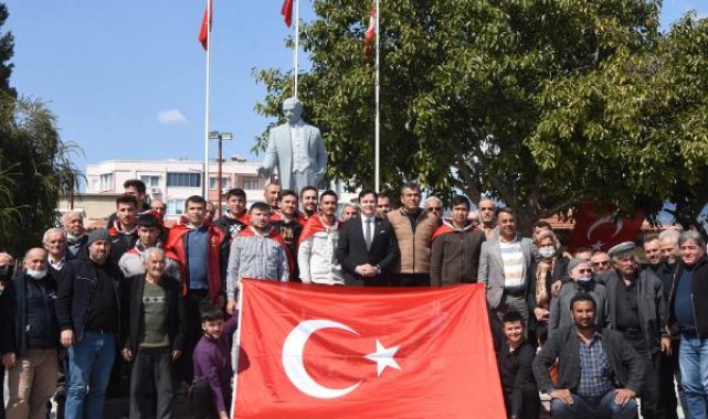 Kınalı kuzular için tören