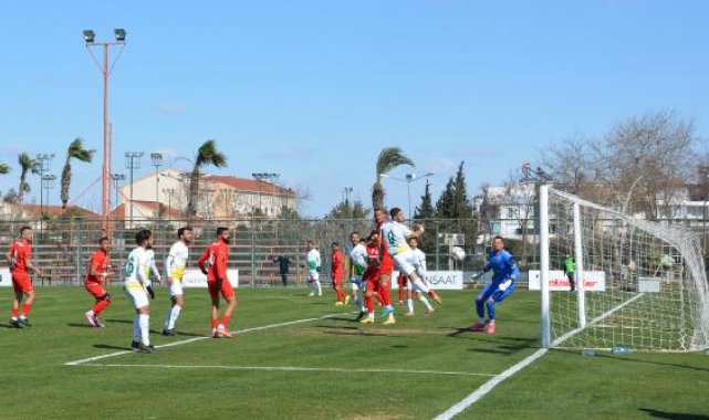 Korkuteli, liderle puanları paylaştı