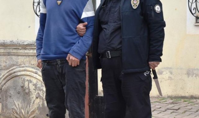 Tartıştığı kardeşini göğsünden bıçakladı