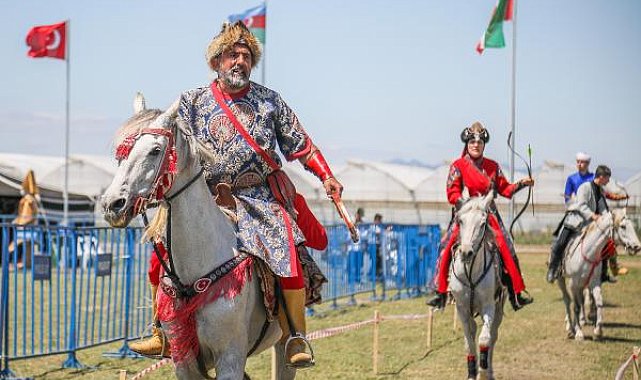 7'den 70'e festivale koştu