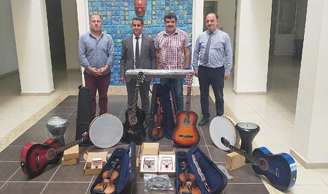Bakanlıktan okullara müzik aletleri