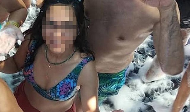 Boşanma delili; köpük partisi fotoğrafı