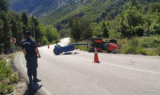 Devrilen traktörün altında öldü