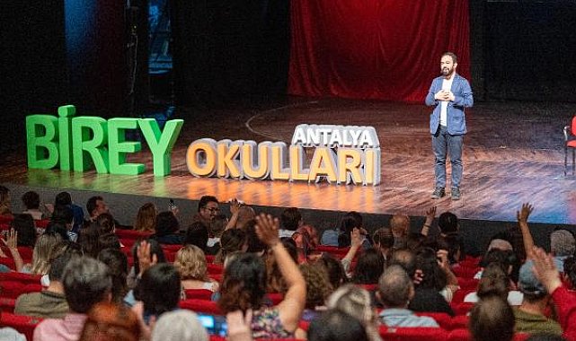 Dr. Bolat'tan 'Mutlu Çocuk Yetiştirme Semineri'