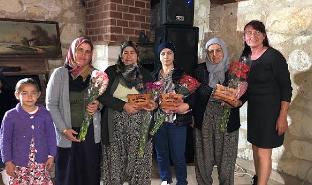 Engelli çocukları olan anneler bir araya geldi