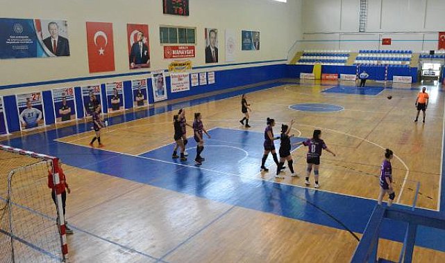 Görele Belediye, Antalya Anadolu'yu 67-20 yendi