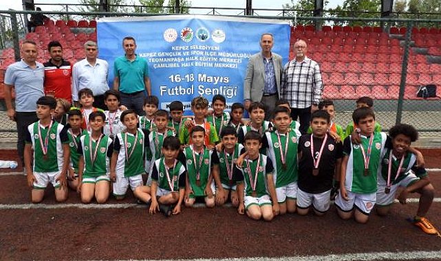 Kepezli çocukların futbollu 19 Mayıs'ı