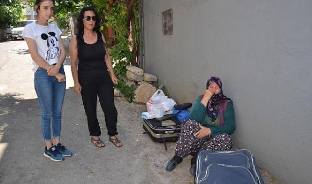 Kirasını ödemediği gerekçesiyle evden çıkarıldı