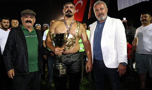 Manavgat'ta başpehlivan Cengizhan Şimşek