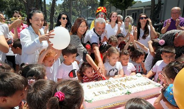 Sarılar ve Taşağıl kreşleri 1. yılını kutladı