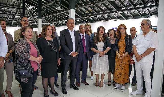 Sergiyle deniz yaşamındaki tahribata dikkat çektiler