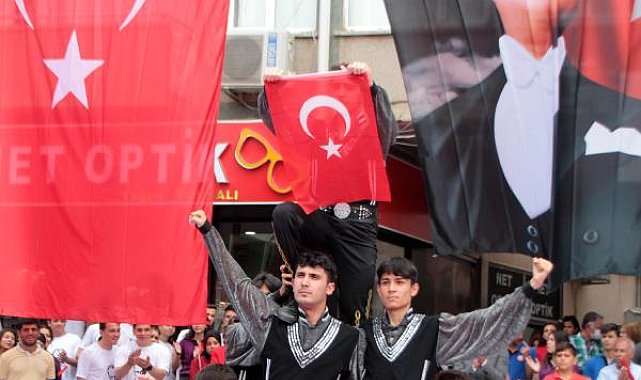 Serik'te 19 Mayıs coşkusu