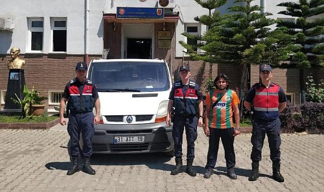 Şüphe üzerine durdurulan araç çalıntı çıktı