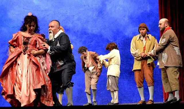 Tiyatro Festivali, 'cimri' adlı oyun ile başladı