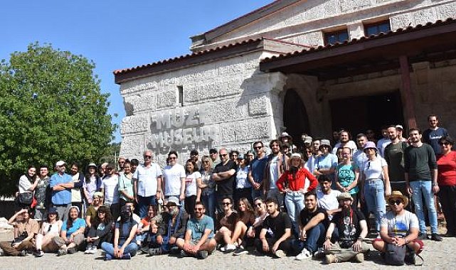 Üniversite öğrencilerinin tarih gezisi
