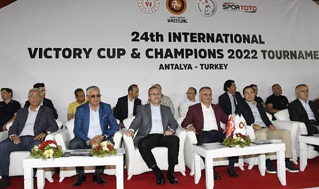 Vali Yazıcı Kemer'de