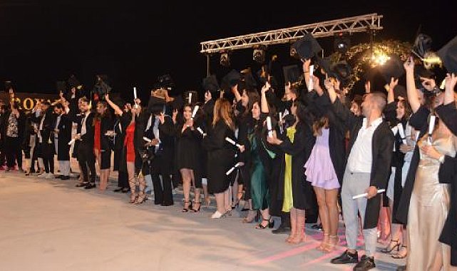 Alanya HEP'te mezuniyet coşkusu