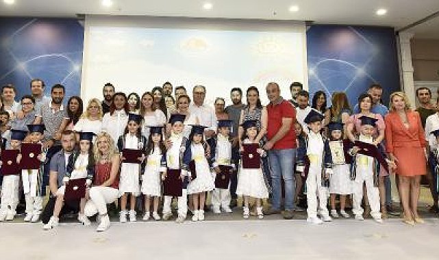 Antalya OSB Gündüz Bakımevinde mezuniyet sevinci