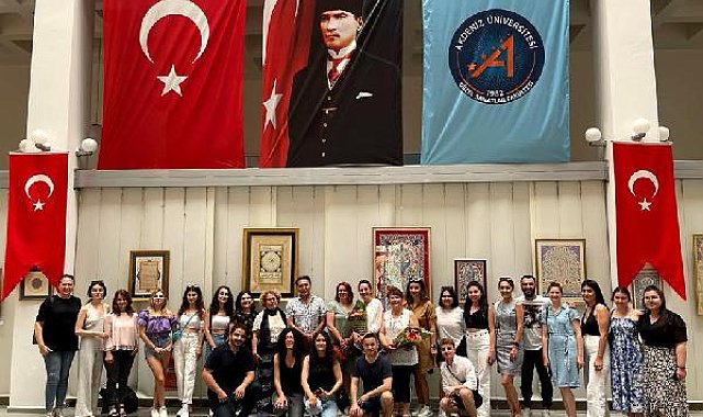 GSF öğrencilerinden göz kamaştıran sergi
