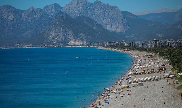 Kavurucu sıcakta çare deniz