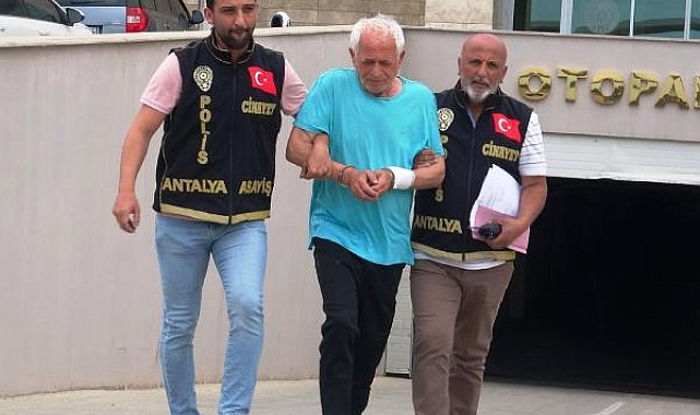 Kiracının bıçakladığı yönetici kurtarılamadı