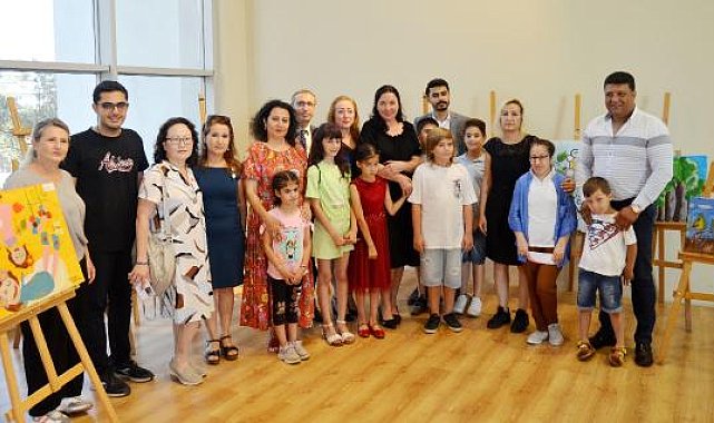Konyaaltı'nda 'özel melekler'den sergi