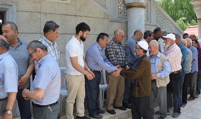Korkutelili hacı adayları uğurlandı