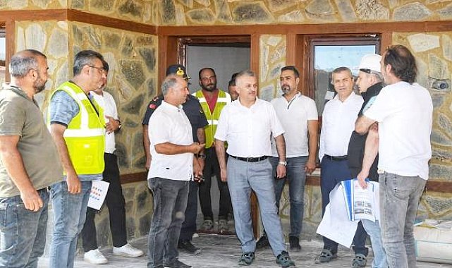 Vali Yazıcı, Manavgat'taki yangın konutlarını inceledi