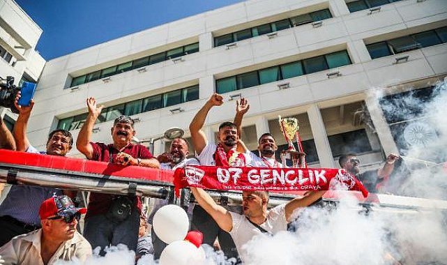 Kırkpınar Başpehlivanı Şimşek'e, memleketinde coşkulu karşılama