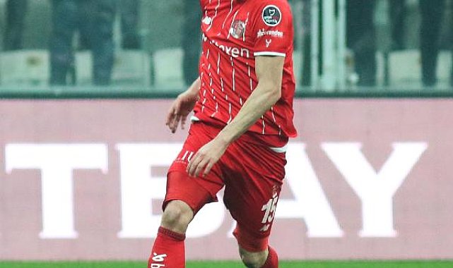 Antalyaspor İtalyan orta saha Poli ile yollarını ayırdı