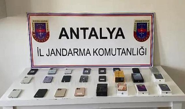 Jandarmadan gümrük kaçağı telefon operasyonu