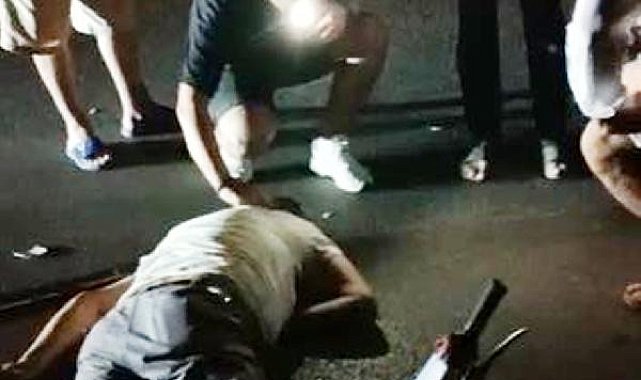 Kasksız alkollü sürücü kazada yaralandı