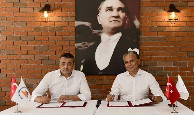 Muratpaşa'da TÜFE endeksli toplu iş sözleşmesi imzalandı