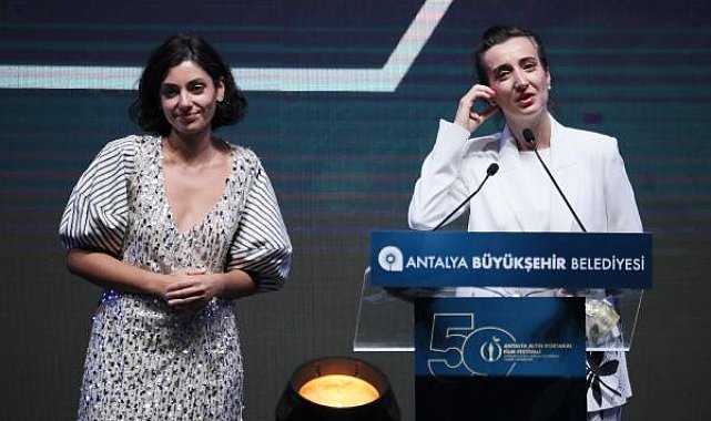 Altın Portakal'da tek yarışan filme, 'En İyi İlk Film' ödülü