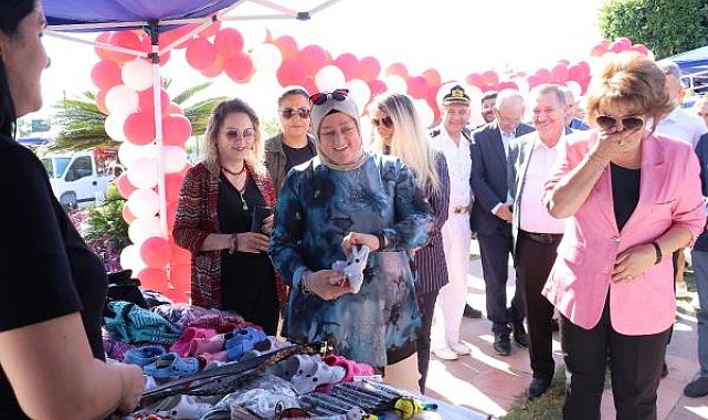 Antalya'da şehit ve gazi çocukları yararına kermes