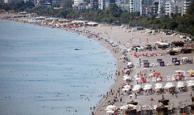 Antalya'da yazdan kalma gün