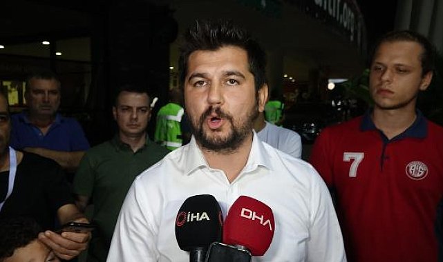Antalyaspor Basın Sözcüsü Adnan Başkan: Arkasını dönüp giden hakemden Türk futboluna hayır gelmez
