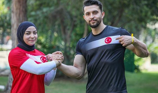 Bilek güreşi sporcularının dünya şampiyonluğu gururu