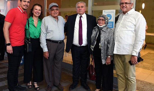 İlk kutlama ailesinden