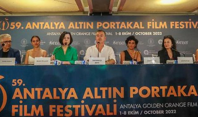 Rejisinde yer aldığı filmin çekimine 1 hafta kala oyuncusu oldu