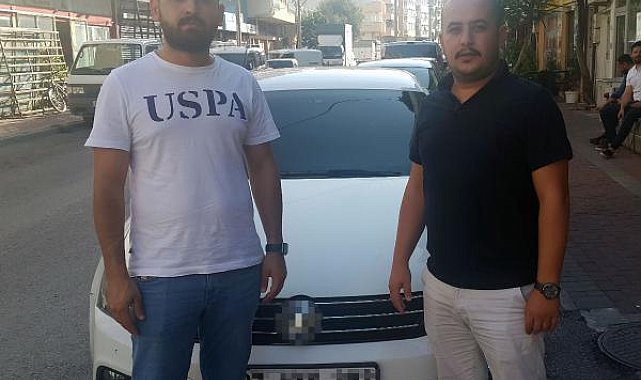 Satın aldıkları otomobilin önü 2013, arkası 2015 model çıktı